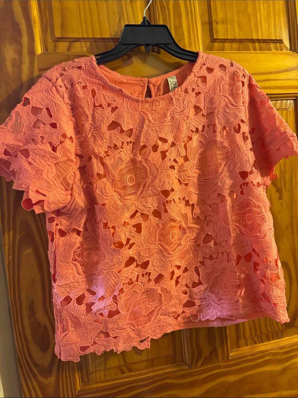 dolan Coral Lace Floral Short Sleeve Blouse